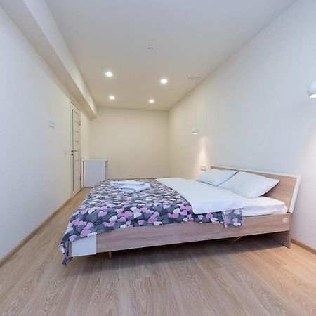 Aparthotel FlatRent SmartHouse à Kiev Extérieur photo