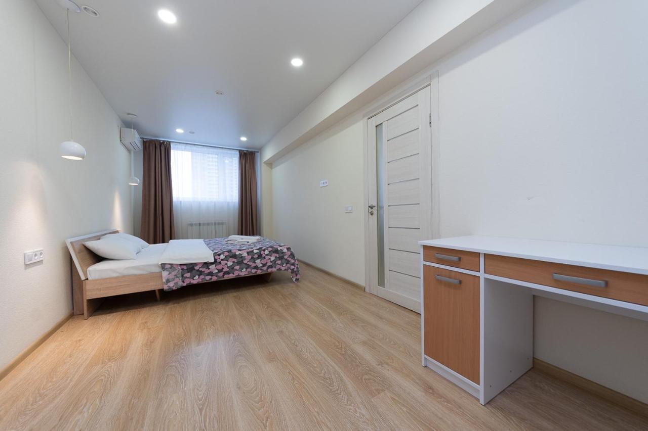 Aparthotel FlatRent SmartHouse à Kiev Extérieur photo